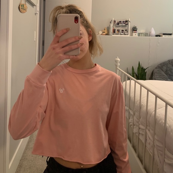 Aritzia TNA Long- Sleeve - Picture 4 of 4